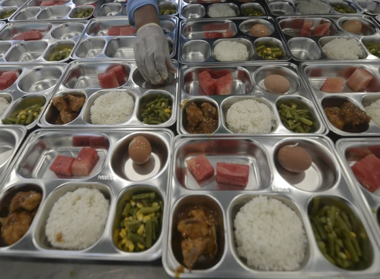 pemerintah-mau-melonggarkan-impor-pood-tray