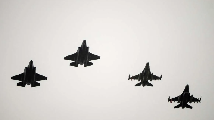 Trump Jual Peralatan Militer ke Taiwan Seharga Rp 5,5 T