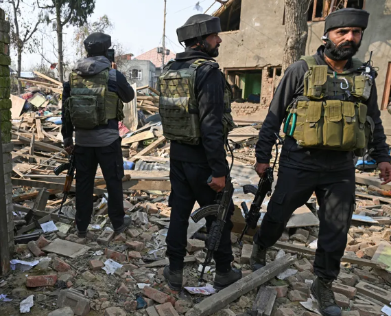 Peledak yang Disita Meledak di Kantor Polisi Kashmir India