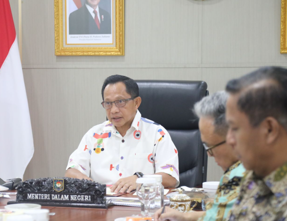 mendagri-mastikan-satgas-mempercepat-kopdeskel-terbentuk