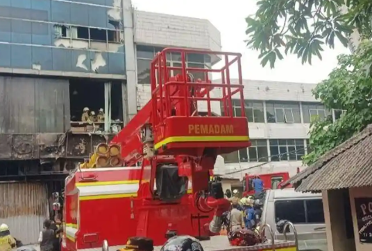 Gedung Terra Drone Kebakaran, Apa Penyebabnya?