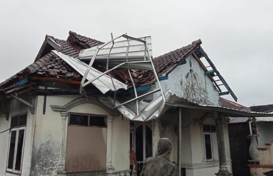 Total 6 Rumah di Pandeglang Rusak Usai Diterpa Angin Badai