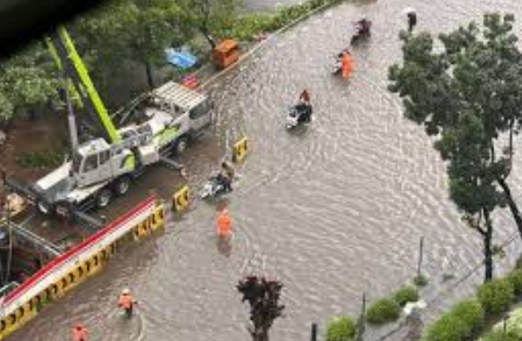 Banjir Melanda Jakarta, 45 RT Tergenang